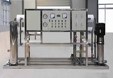 選購優質桶裝純凈水灌裝線，選擇可靠凈水設備廠的重要性